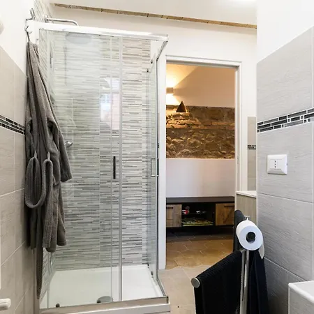Caracciolo House Daire Roma