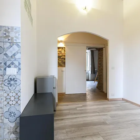 Caracciolo House